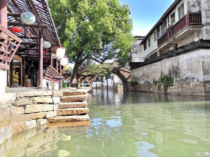巨蟹座到底是什么